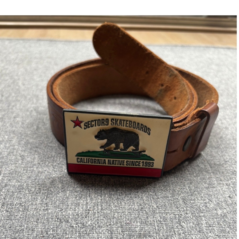 Sector 9 Skateboards Brown Leather Belt California Native Skate Bear Buckle 44in